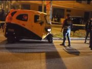 Hombre fue acribillado dentro de su mototaxi por la zona de Santa Hilda