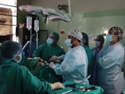 Médicos retiran del estómago de una adolescente casi dos kilos de cabello que comió durante diez años
