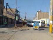 Vecinos se quejan que Emapa – Otass Huaral realiza obras en la vía pública y deja las pistas en mal estado