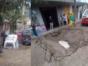 Sayán: Enorme cráter en la pista casi se traga a una mototaxi ¡Increíble!