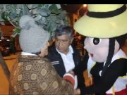 Dr. Diaz realizó alegre caminata y recibió el total respaldo de los pobladores de la Poza San Martín