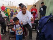 El «Chato» con el pueblo: Vecinos de Monte Carmelo dieron caluroso recibimiento al Dr. Díaz