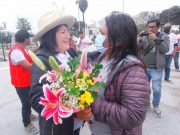 Rosita «La Cholita» recibida con flores y con el cariño de los vecinos de Lampay – Paramonga