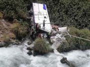 Huarochirí: Esposos perdieron la vida junto a sus dos hijos tras caída de camión a un abismo en San Mateo