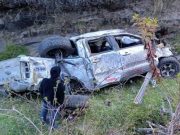 Cinco personas perdieron la vida tras caída de vehículo en el que viajaban a un abismo en Áncash