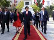 Le gritan «CIERRA EL CONGRESO» a Pedro Castillo previo a IV Gabinete Binacional Perú-Chile