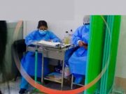 Barranca: denuncian que personal de salud para con el celular durante su hora de trabajo