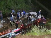 Huarochirí: Diez muertos y 25 heridos deja accidente de bus interprovincial tras despistarse y caer a abismo