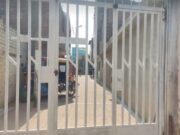 Vecinos denuncian colocación de reja que impide el libre tránsito en el pasaje Tulipanes en Mariátegui