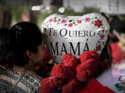 Ipsos: El 70% de peruanos entrega regalos por el Día de la Madre