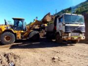 Maquinarias pesadas del Gobierno Regional trabajan en la remoción de escombros en La Perla