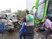 Huaura: una persona fallecida y varios heridos tras choque frontal entre bus y minivan