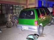 Taxista fue asesinado a balazos por sujetos cuando limpiaba su vehículo en Los Pinos