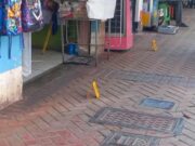 Asalto a plena luz del día en Huaral: Delincuentes armados atacan a pareja en Ánimas. Asalto a plena luz del día en Huaral Delincuentes armados atacan a pareja en Ánimas.