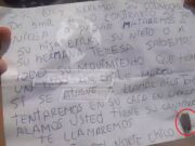 Huaral: Delincuentes dejan mensaje amenazante en vivienda de señora, exigiendo el pago de 5 mil soles. Huaral Delincuentes dejan mensaje amenazante en vivienda de señora, exigiendo el pago de 5 mil soles.