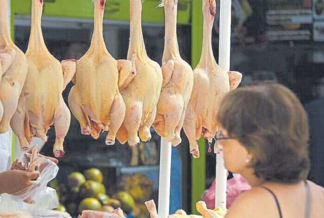 Kilo de pollo en Lima se ofrece a S6.50 en el mayorista