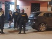 El Trébol: Sujetos asaltan a ciudadano que retiró dinero del banco BCP. Un hombre acudió al BCP en la tarde de este 21 de junio e hizo el retiro de 15 mil soles de su cuenta bancaria, subió a su camioneta y partió rumbo a su domicilio, en El Trébol.
