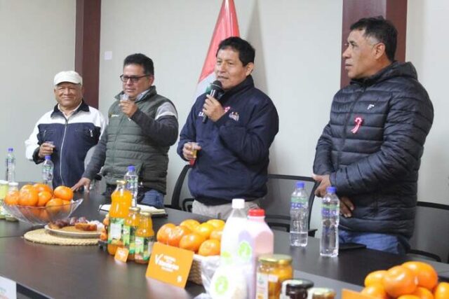 Anuncian actividades que se desarrollarán durante el V Festival de la Mandarina de Caqui