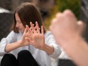 Sal de la cueva: ¿qué hacer si eres víctima de violencia?