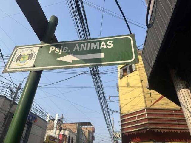 Huaral Pobladora cuestiona cambio de nombre de Calle Ánimas por Pasaje Ánimas.