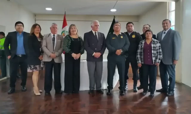 Juramentó el Comité Cívico de apoyo a la Comisaría de Huaral