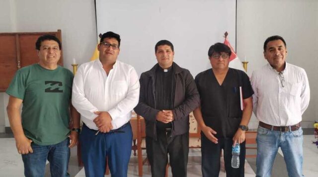 Consejero Víctor Huaccho se une al COPROHSAD en la gestión de terreno para nuevo hospital en Huaral.