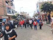 Rotunda movilización de Paro de Transportistas de Huaral. Rotunda movilización de Paro de Transportistas de Huaral.