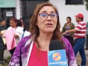 Luchadora social Judith Apolinar recibe el apoyo de pobladores. Luchadora social Judith Apolinar recibe el apoyo de todo el Frente de Defensa de Chancay