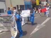Marcha de trabajadores de la Micro Red de Salud Chancay Huaral exigiendo nombramiento Marcha de trabajadores de la Micro Red de Salud Chancay Huaral exigiendo nombramiento