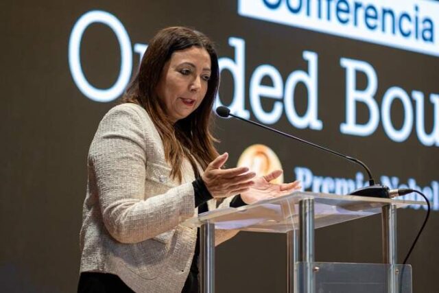 Premio Nóbel destacó el rol de las mujeres en la Universidad César Vallejo