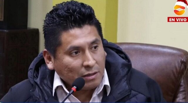 Regidor Alvarez denuncia que empresa ganadora de obra tiene denuncia penal en Áncash