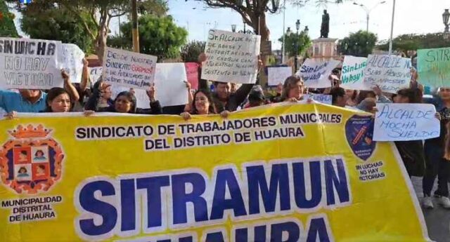 Trabajadores municipales de Huaura denuncian incumplimientos y temen quedarse sin sueldo ni gratificación en navidad.