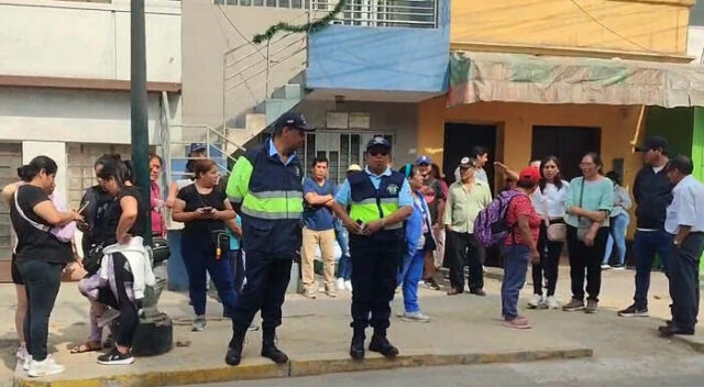 Vecinos de Peralvillo protestan contra Emapa Chancay por desabastecimiento de agua.