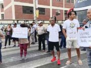 Aucallama: Pobladores de Pasamayo bloquean la panamericana norte exigiendo medidas de seguridad vial. Aucallama Pobladores de Pasamayo bloquean la panamericana norte exigiendo medidas de seguridad vial.