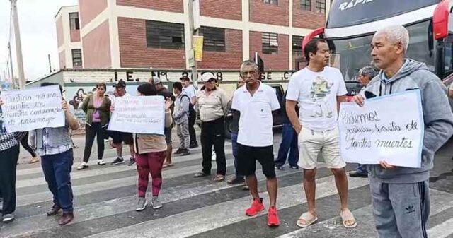 Aucallama Pobladores de Pasamayo bloquean la panamericana norte exigiendo medidas de seguridad vial.