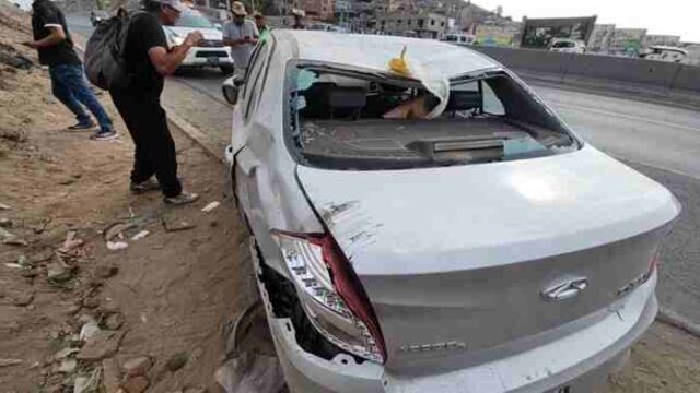 Despiste y vuelco de auto deja a cuatro heridos en Chancay