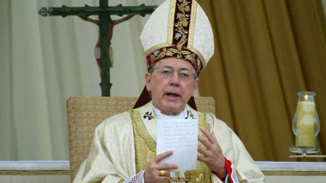 Juan Luis Cipriani fue acusado por abuso sexual a menor y obligado a irse del Perú por el Papa Francisco