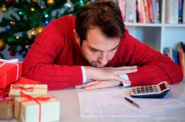 Tips para recuperarte de los gastos de Navidad y Año Nuevo y cumplir los objetivos del 2025.