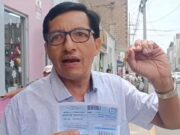 Vecino reclama por mal servicio de Emapa Huaral -Otass, hace una semana no tiene agua y debe pagar recibo por 60 soles. Vecino reclama por mal servicio de Emapa Huaral -Otass, hace una semana no tiene agua y debe pagar recibo por 60 soles.