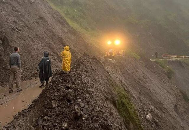 Declaran en emergencia varios distritos de Huaral ante riesgo por intensas lluvias.