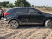 Chancay: Policía captura a tres presuntos asaltantes tras intensa persecución. Chancay Policía captura a tres presuntos asaltantes tras intensa persecución.