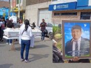 Huaral: Sumbilcanos exigen justicia, protestaron frente a la Fiscalía por asesinato de comunero en disputa de tierras. Huaral Sumbilcanos exigen justicia, protestaron frente a la Fiscalía por asesinato de comunero en disputa de tierras.