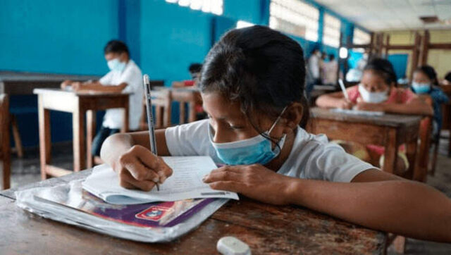 Alerta en Ecuador Disponen uso obligatorio de mascarilla en alumnos y docentes en este país.