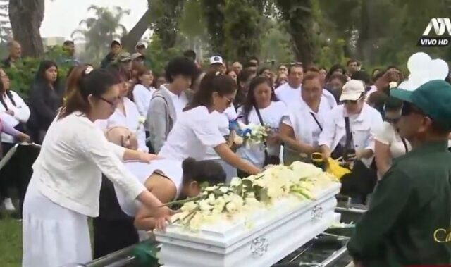Niño de tan solo 6 años que fue víctima de una bala de extorsionadores y sicarios es enterrado