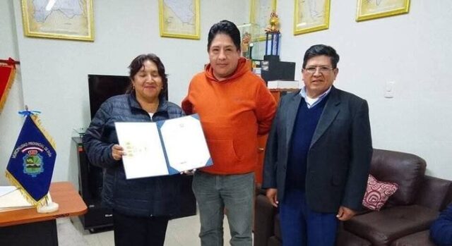Regidora asume alcaldía provincial de Oyón tras suspensión del alcalde.