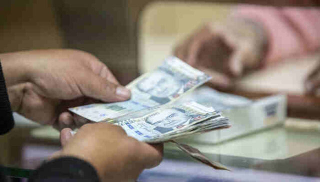Empleo 8 de cada 10 peruanos considera insuficiente su salario para afrontar necesidades