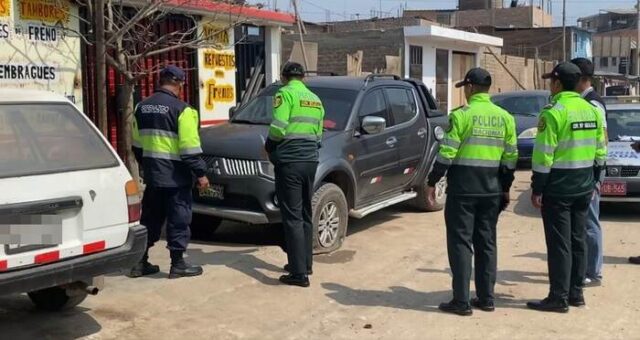 Huaral Más de 10 balazos impactan camioneta de empresario en presunto caso de extorsión.