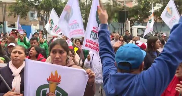 Huelga nacional de trabajadores de EsSalud