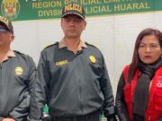 Huaral: Policía rescata a menor de 13 años y captura a sujeto que exigía 18 mil soles a abuelita. Huaral Policía rescata a menor de 13 años y captura a sujeto que exigía 18 mil soles a abuelita.