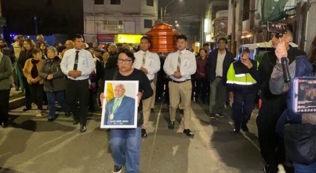 Huaral despide a su exalcalde Jaime Uribe Ochoa